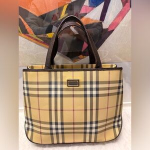BURBERRY **Storage Smell**Project**House Check Tote Bag